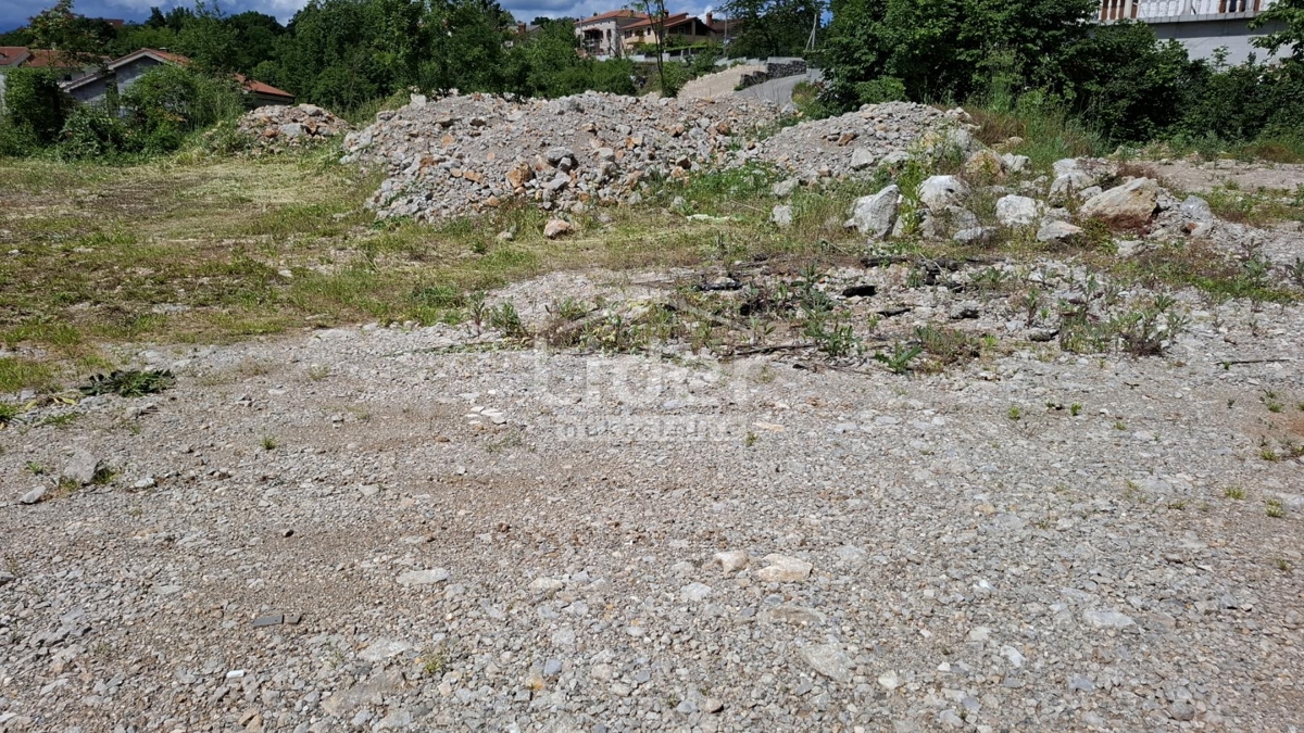 Zemljišče Viškovo, 2268m2