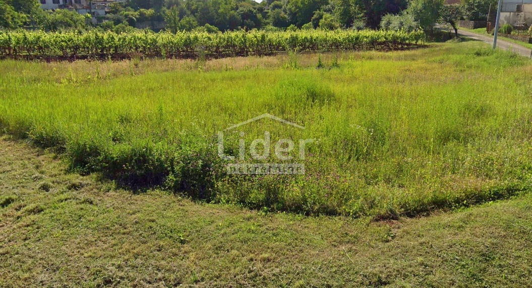 Zemljišče Svetvinčenat, 550m2