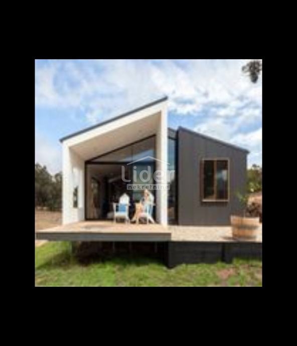 Zemljišče Juršići, 700m2