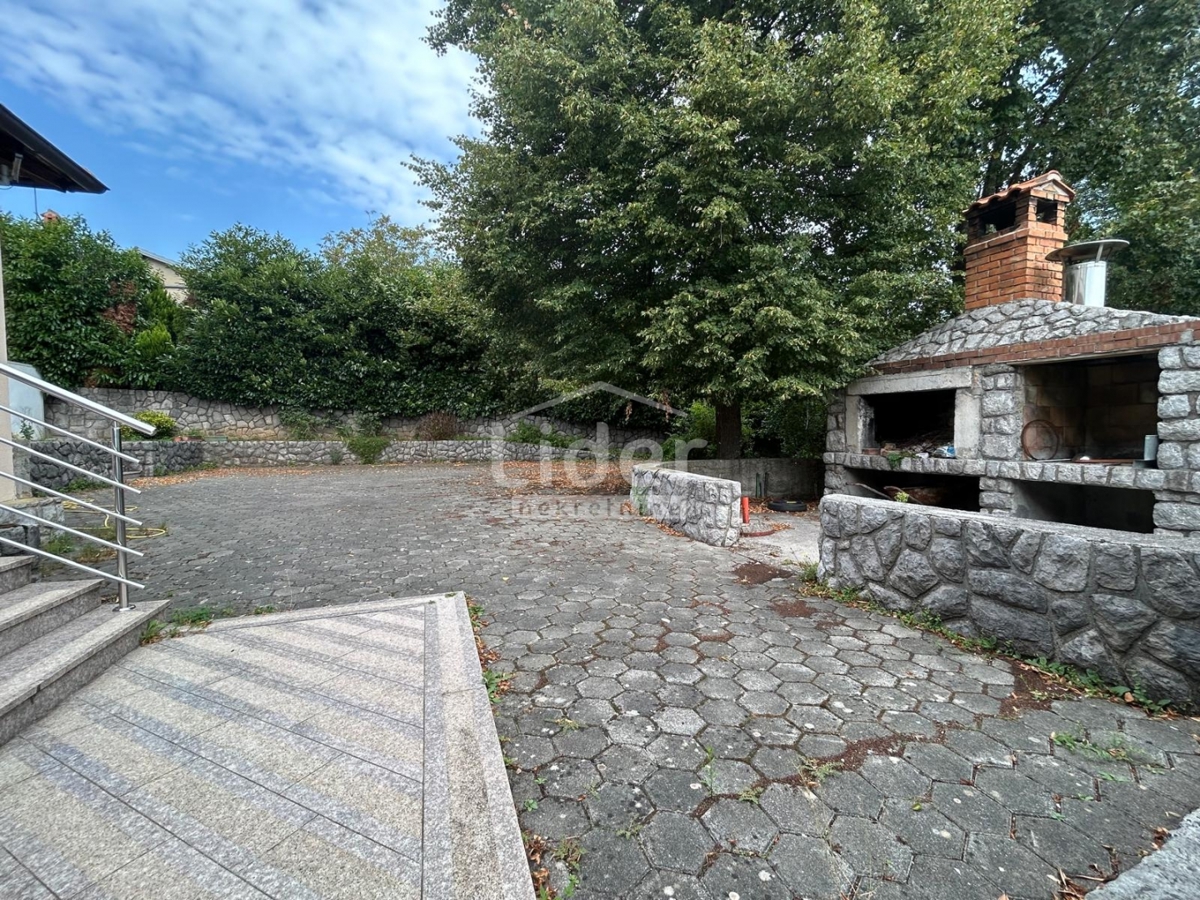 Hiša Šapjane, 780m2