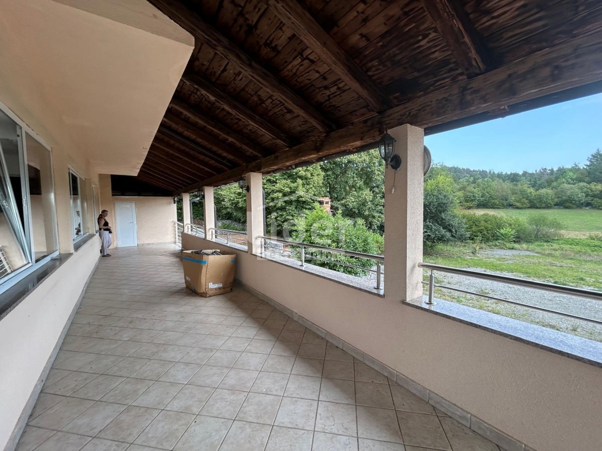 Hiša Šapjane, 780m2