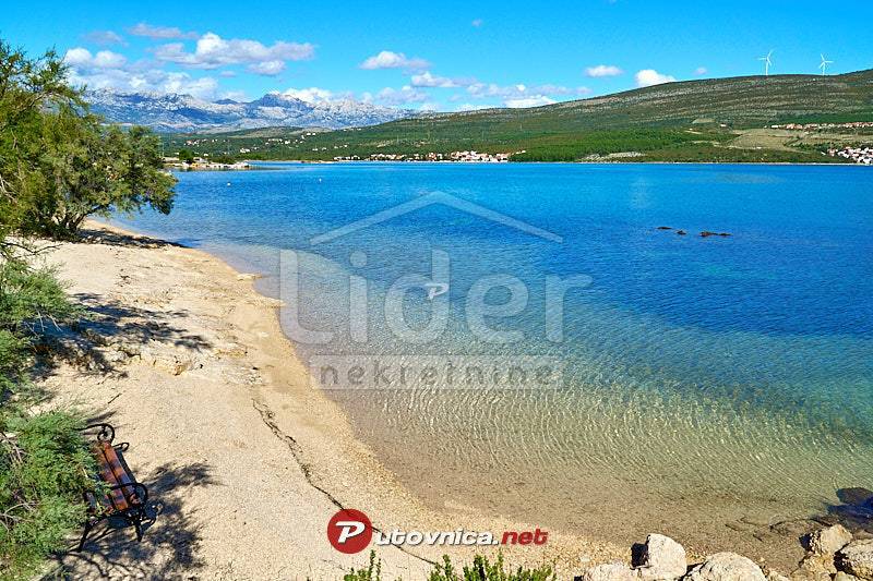 Zemljišče Pridraga, 849m2