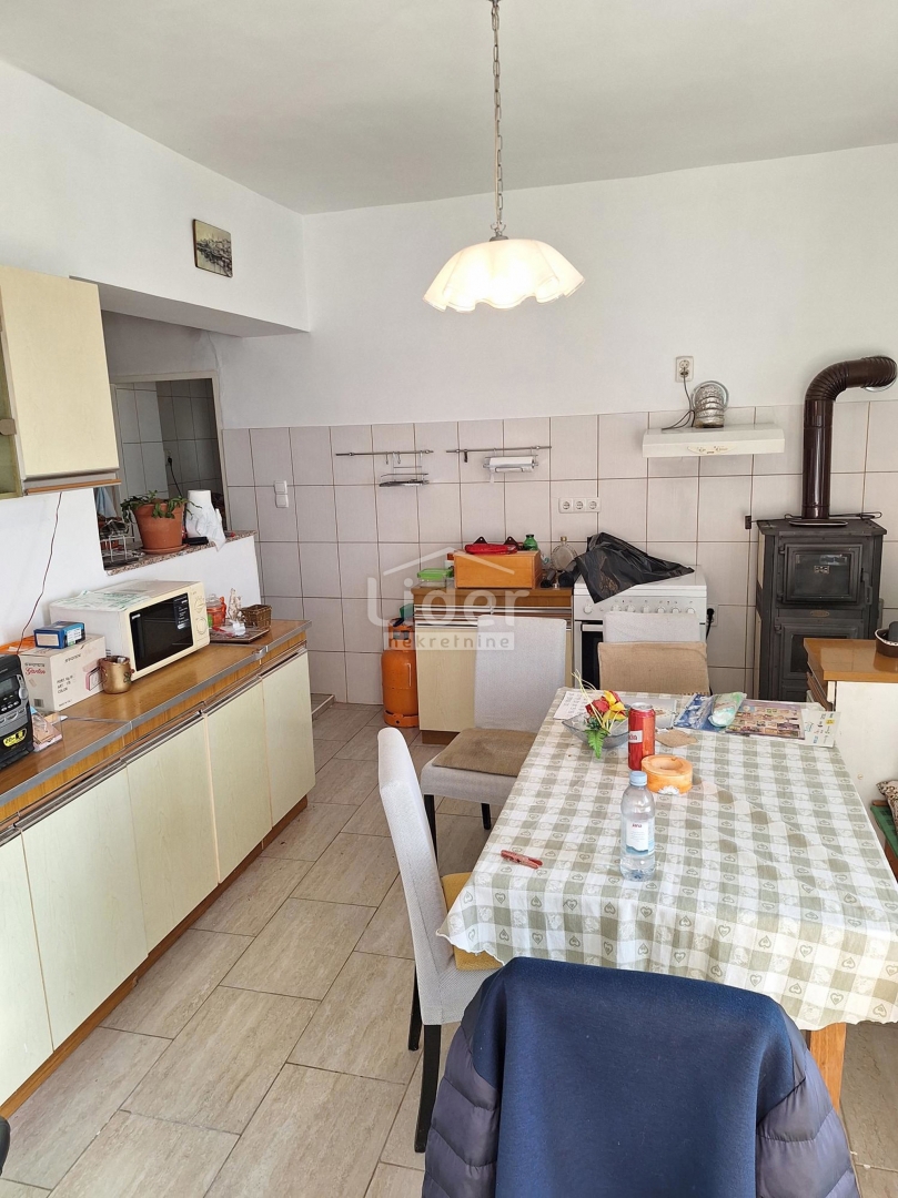 Hiša Crikvenica, 200m2