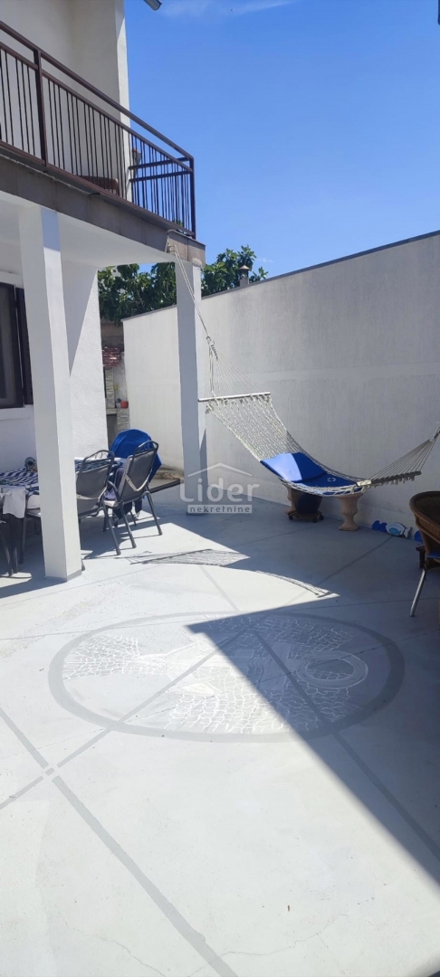 Hiša Novi Vinodolski, 90m2