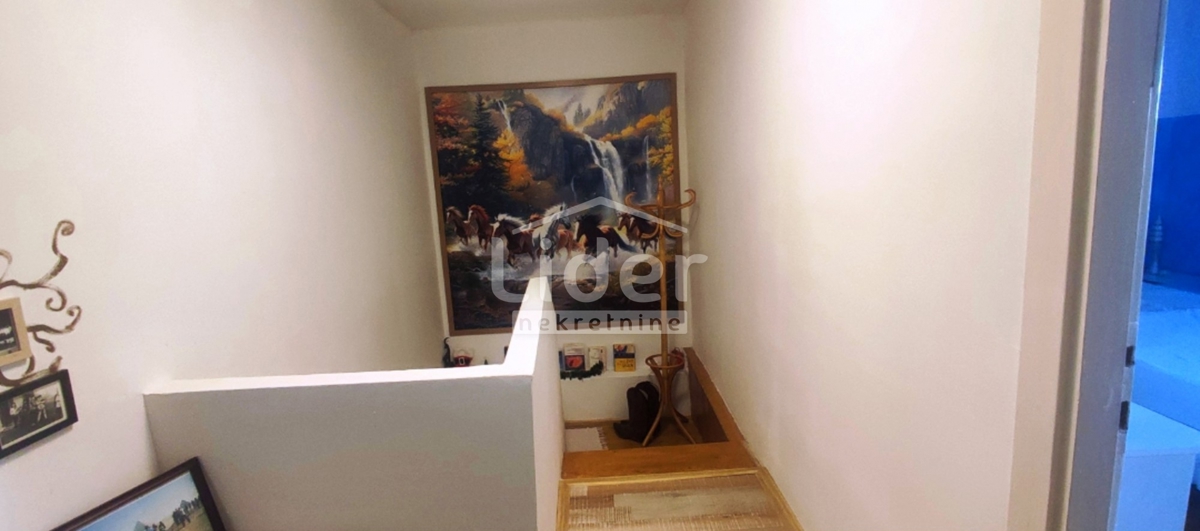 Hiša Novi Vinodolski, 90m2