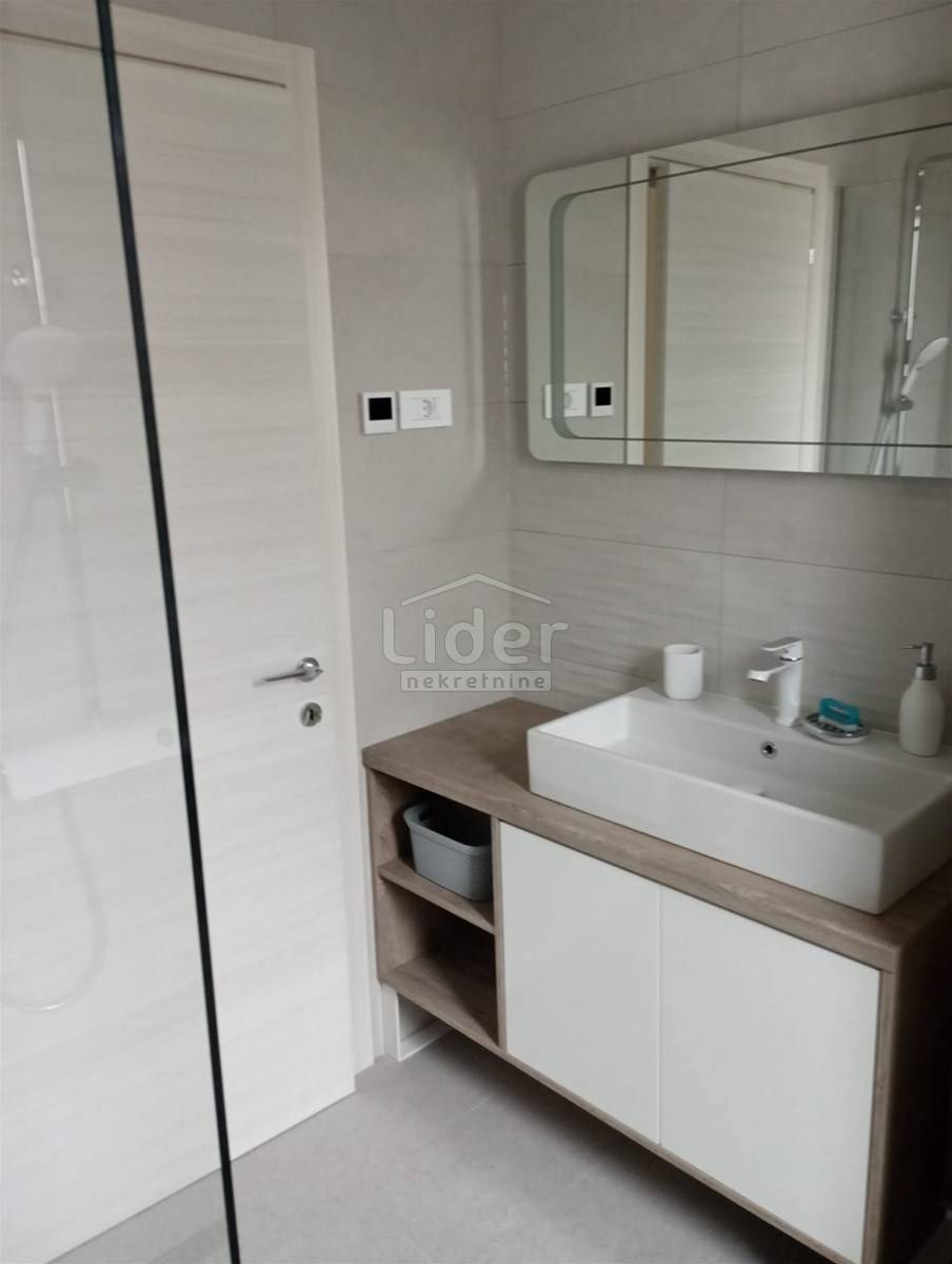 Stanovanje Centar, 91m2