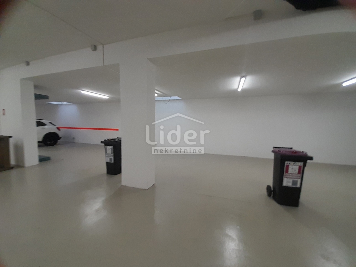 Stanovanje Pobri, Opatija - Okolica, 258m2