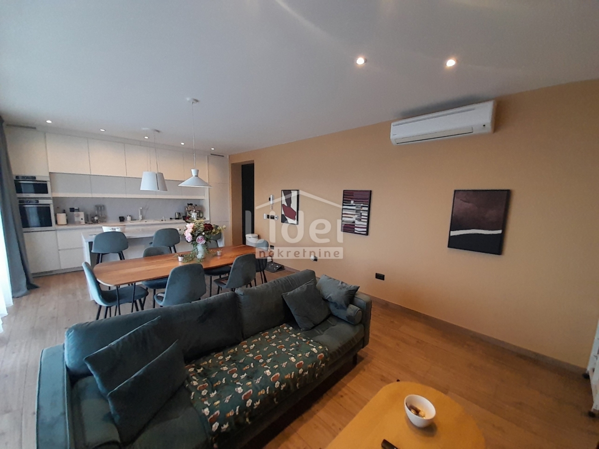 Stanovanje Pobri, Opatija - Okolica, 258m2