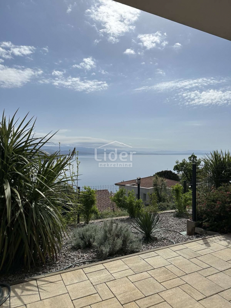 Stanovanje Pobri, Opatija - Okolica, 258m2