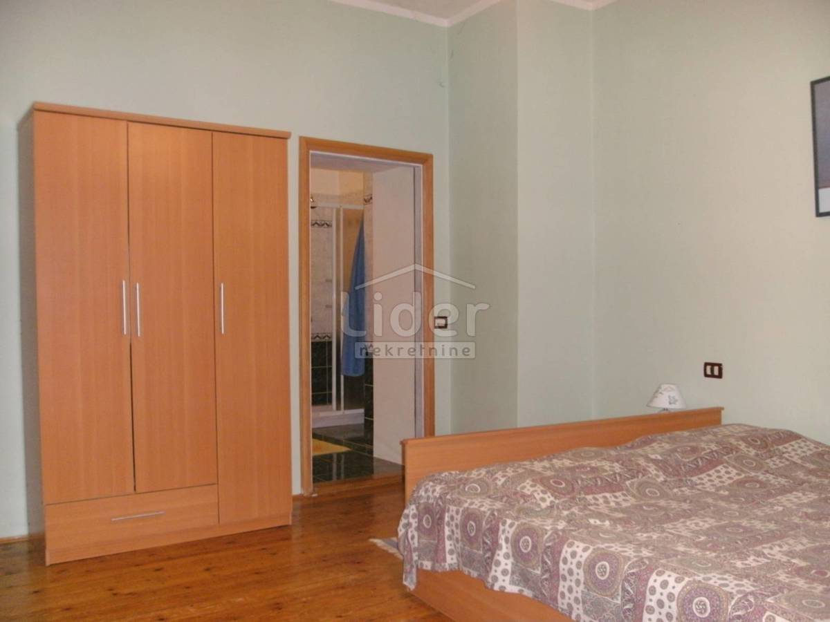 Hiša Crikvenica, 360m2