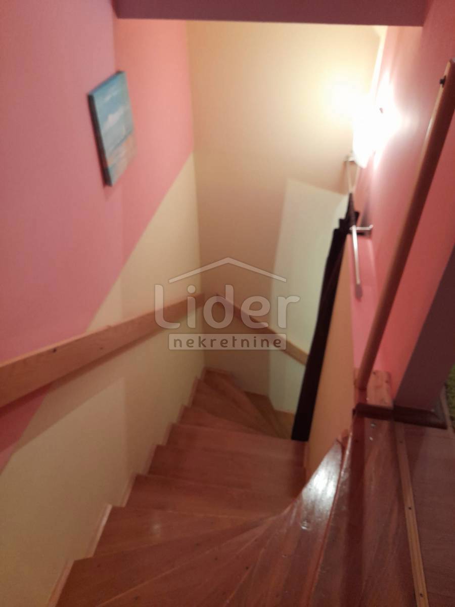 Hiša Crikvenica, 105m2