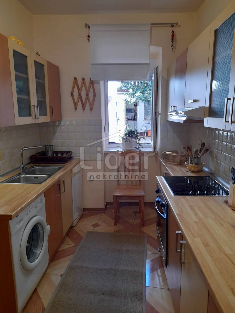 Hiša Crikvenica, 105m2