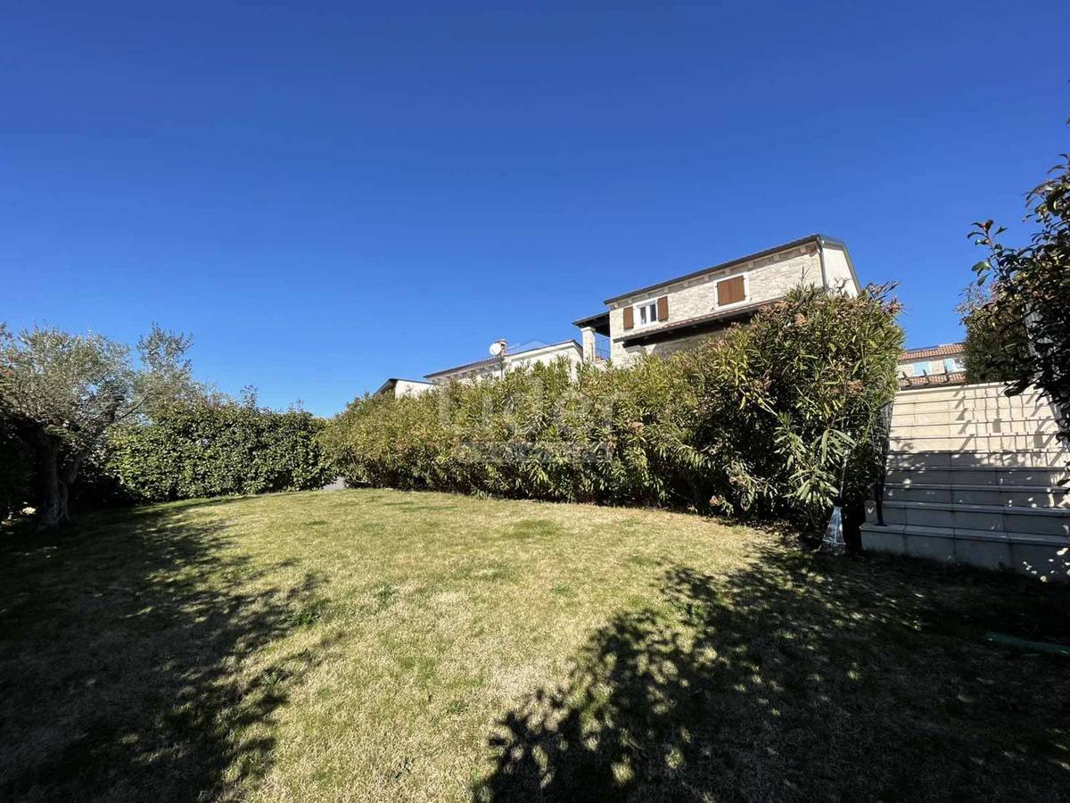 Hiša Sveti Lovreč, 350m2