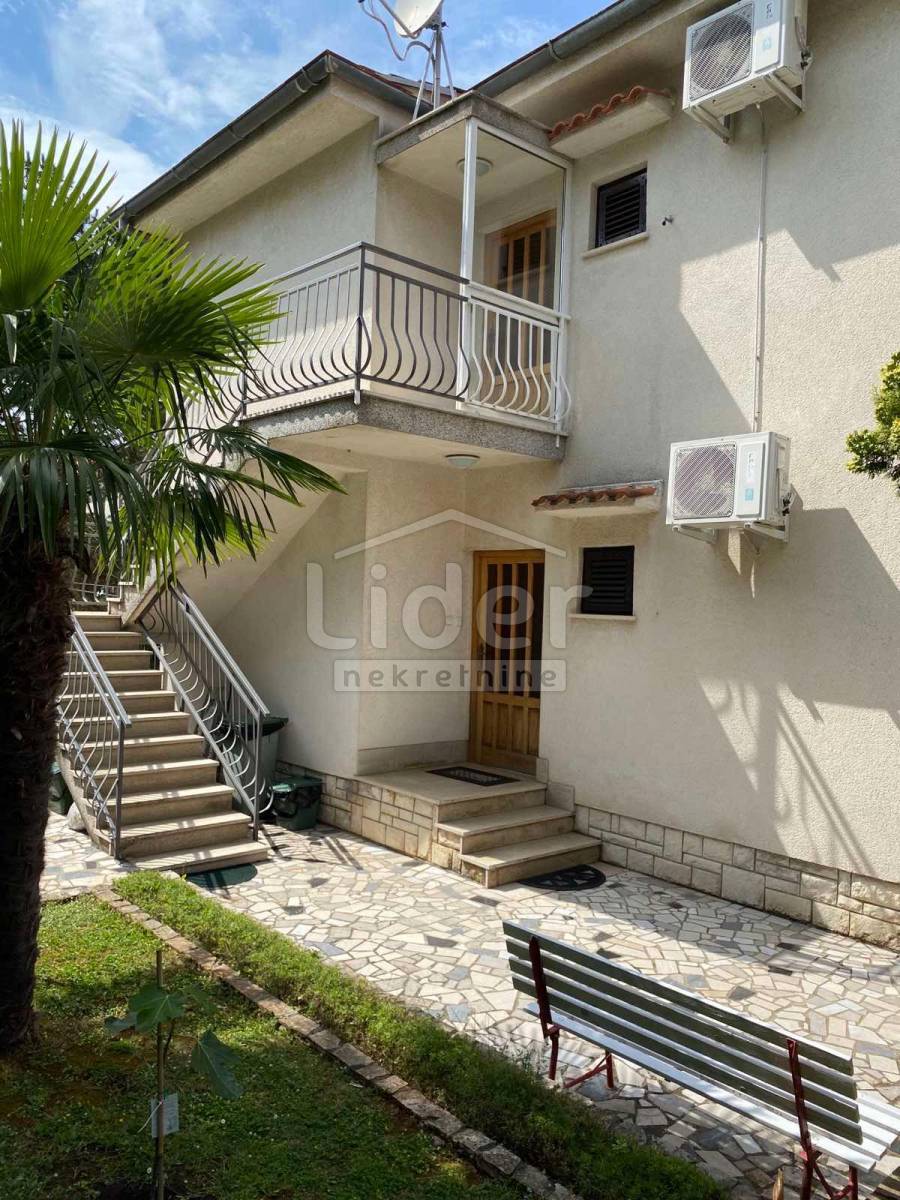 Hiša Malinska, 150m2