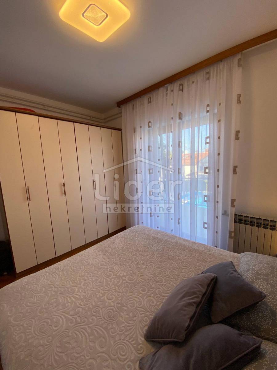 Hiša Malinska, 150m2