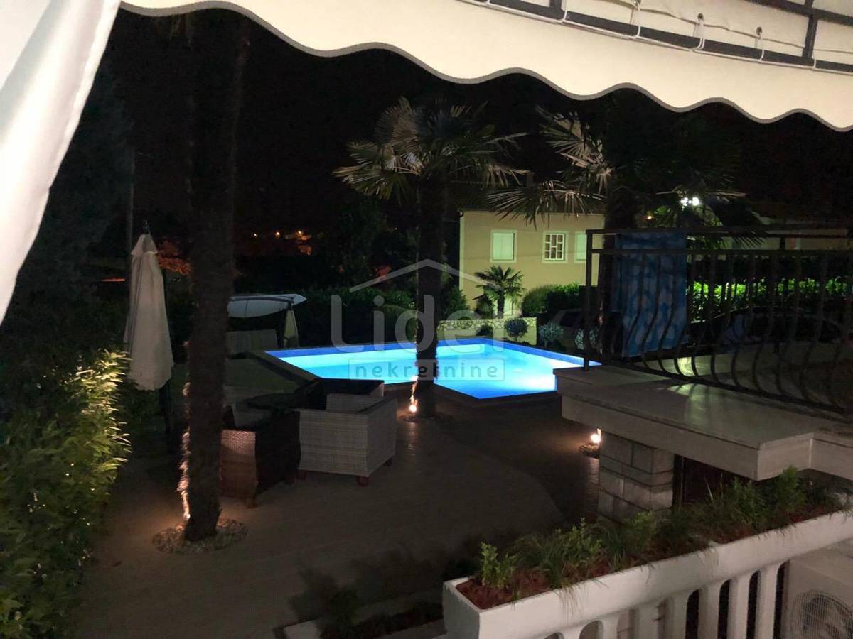 Hiša Malinska, 150m2