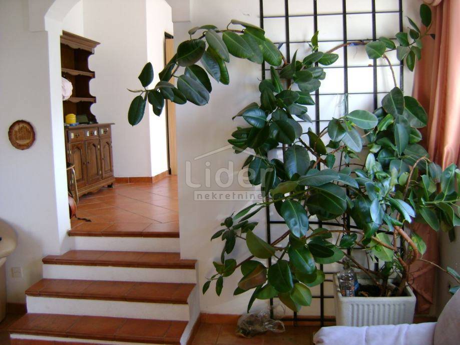 Apartma Njivice, 128m2