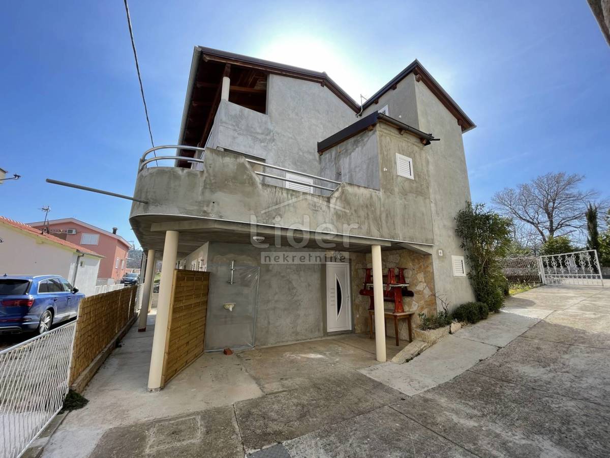 Hiša Kruševo, 180m2