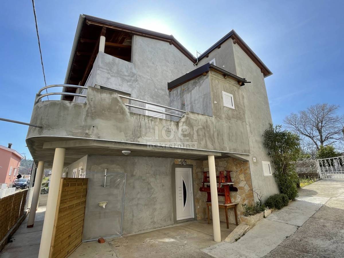 Hiša Kruševo, 180m2