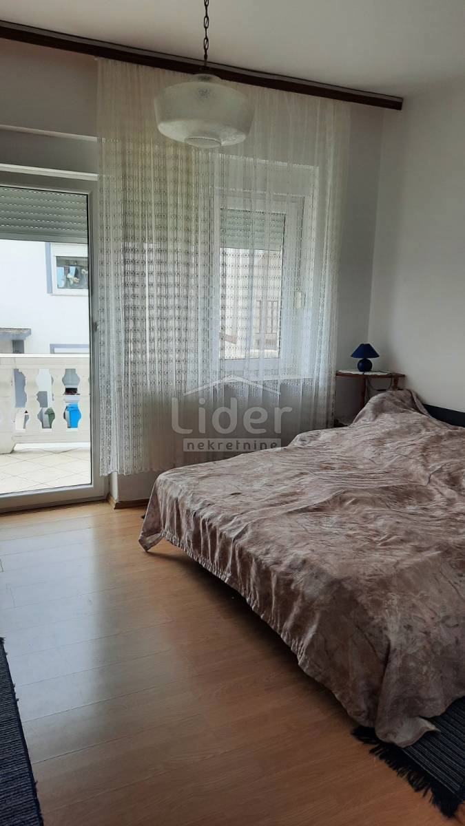 Hiša Crikvenica, 200m2