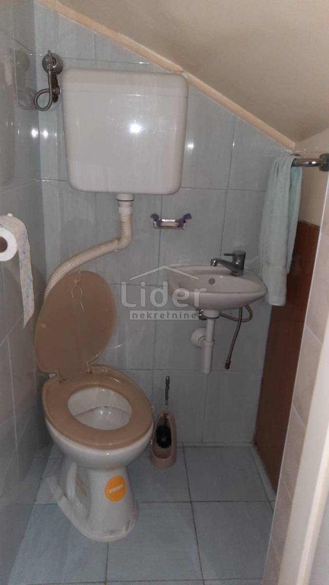 Hiša Crikvenica, 200m2