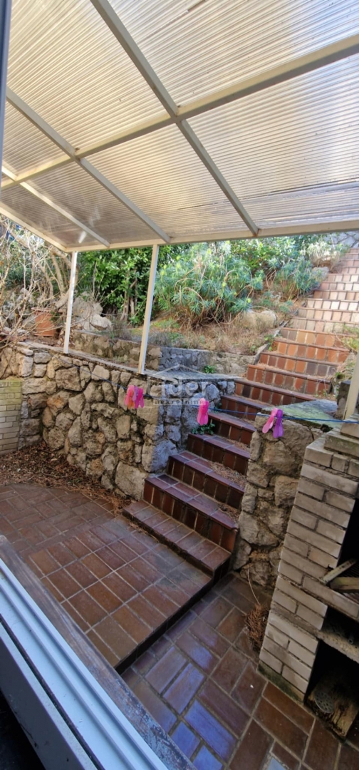 Hiša Klenovica, 150m2