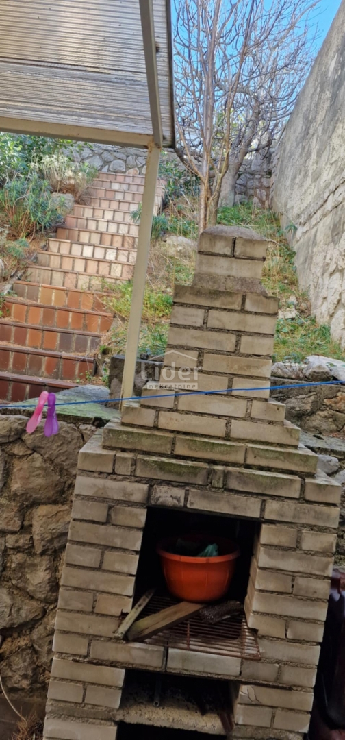 Hiša Klenovica, 150m2