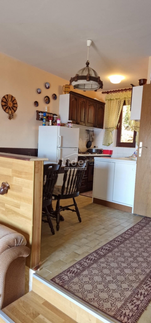 Hiša Klenovica, 150m2