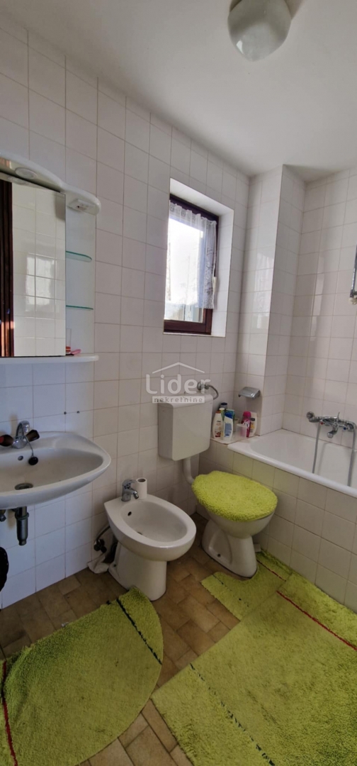 Hiša Klenovica, 150m2