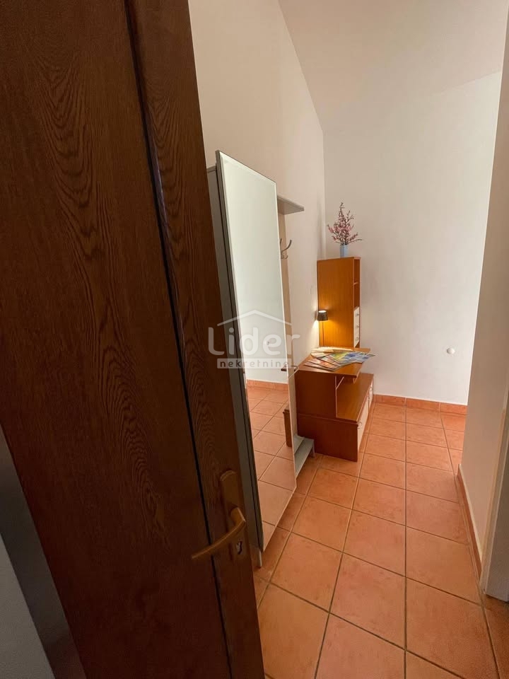 Apartma Novalja, 43m2