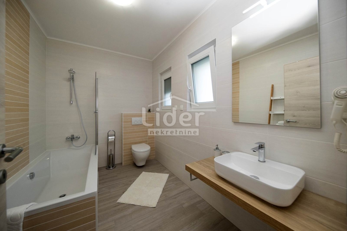 Hiša Tribalj, 340m2