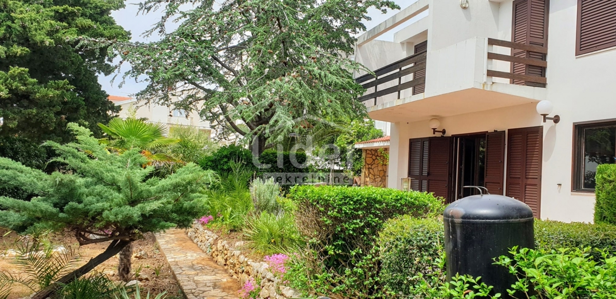 Hiša Novalja, 372m2