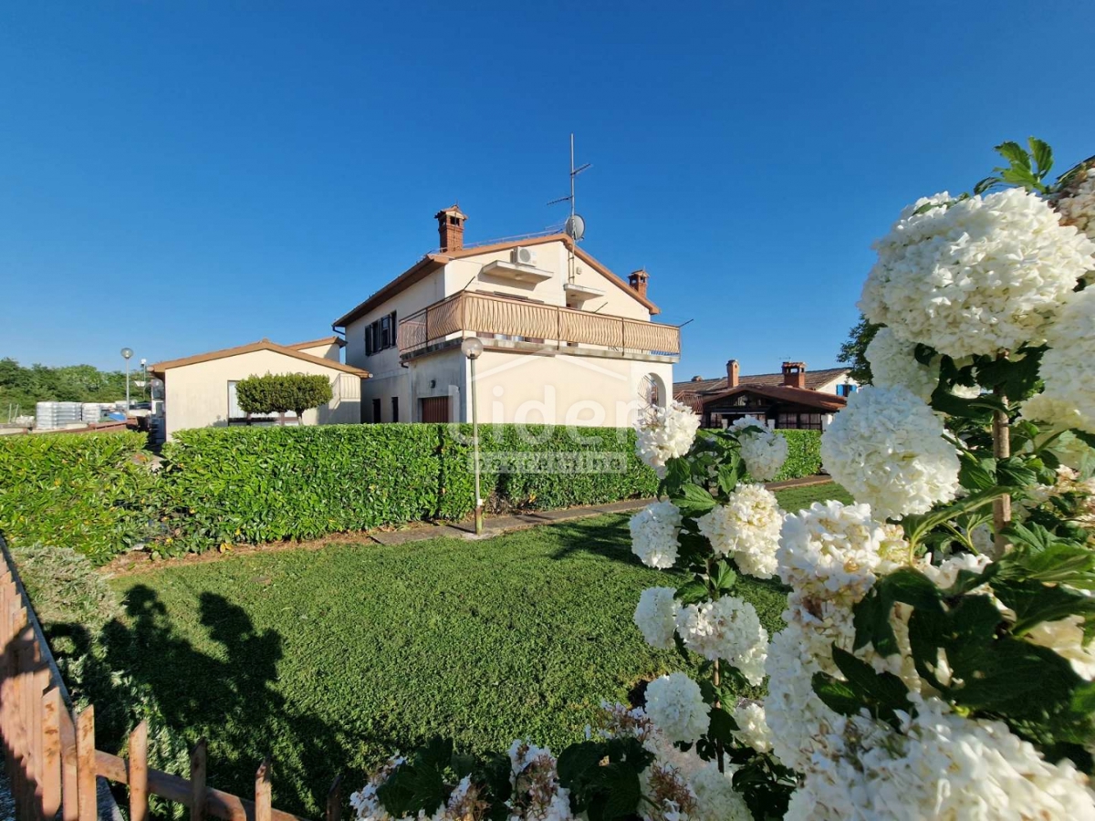 Poslovni prostor Višnjan, 677m2