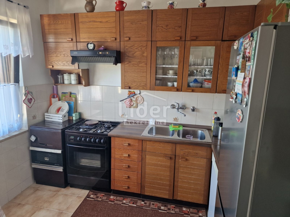 Poslovni prostor Višnjan, 677m2