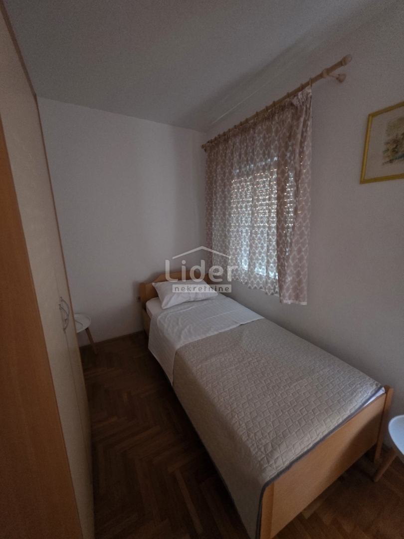 Apartma Novalja, 64m2