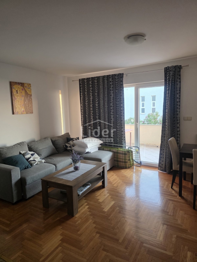 Apartma Novalja, 64m2