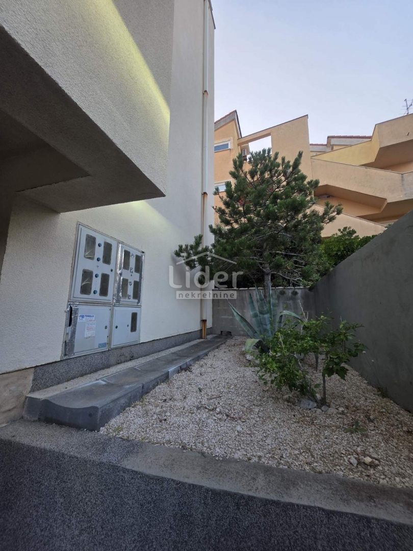 Apartma Novalja, 64m2