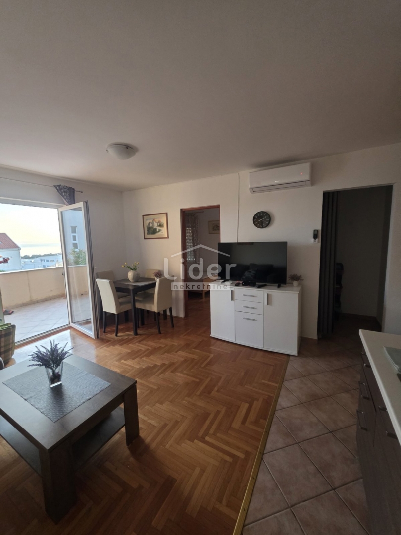 Apartma Novalja, 64m2