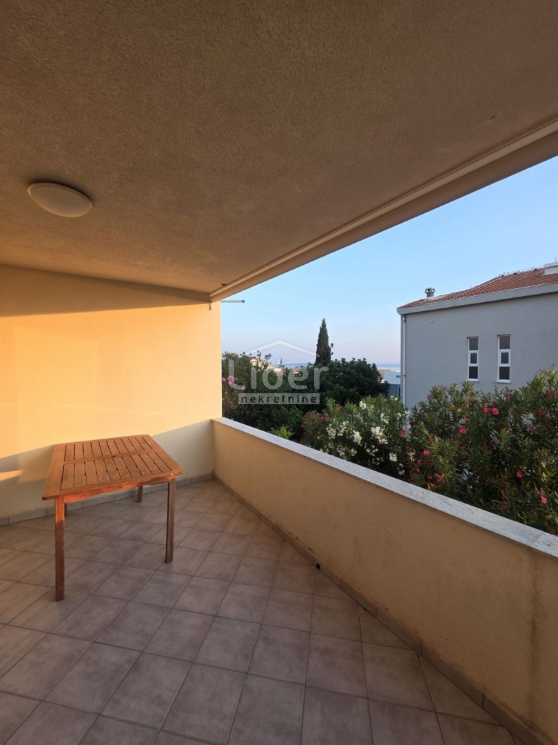 Apartma Novalja, 64m2
