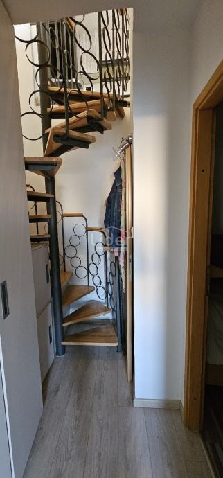 Hiša Mali Lošinj, 63m2