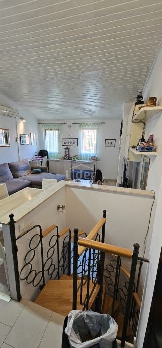 Hiša Mali Lošinj, 63m2