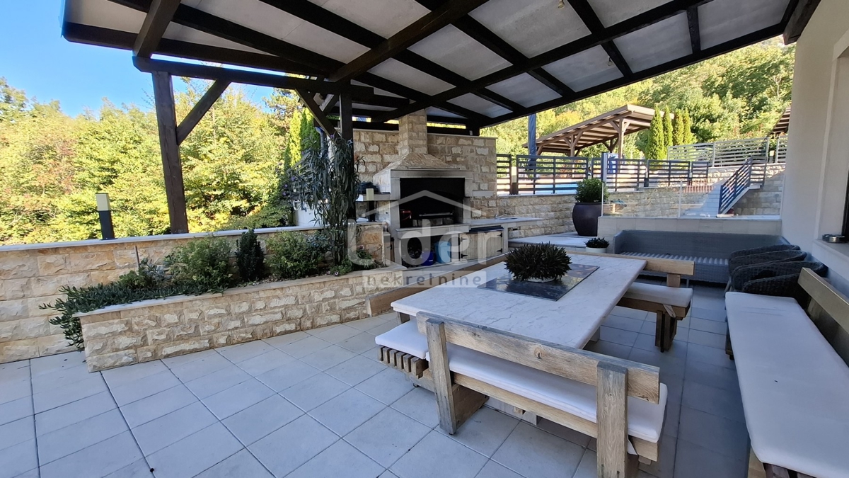 Hiša Crikvenica, 400m2