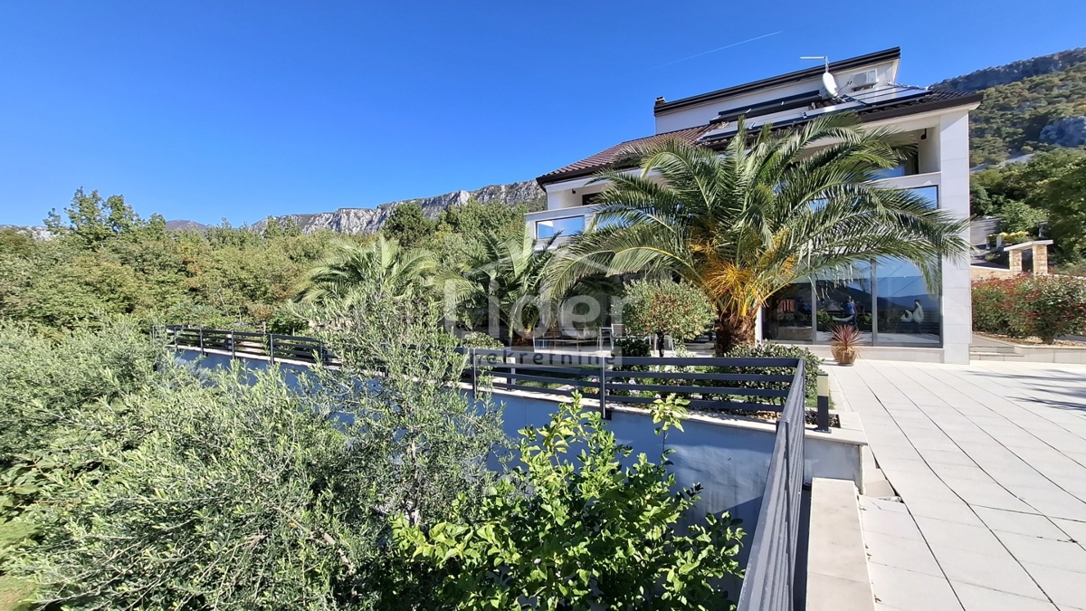 Hiša Crikvenica, 400m2