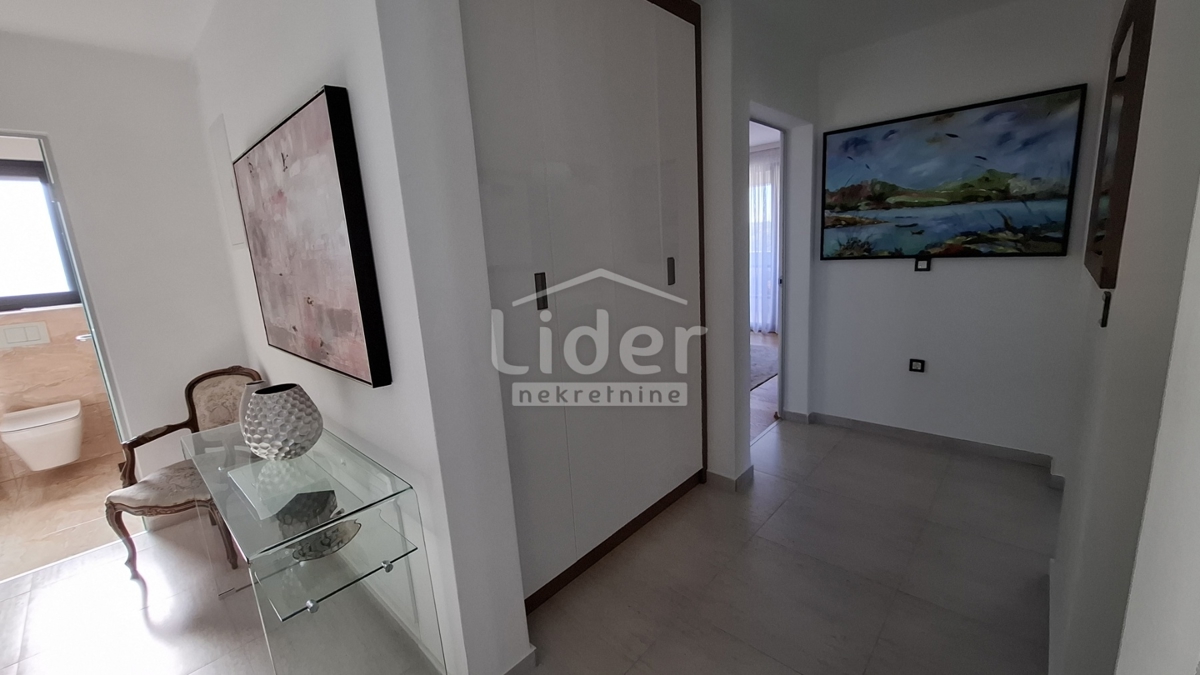 Hiša Crikvenica, 400m2