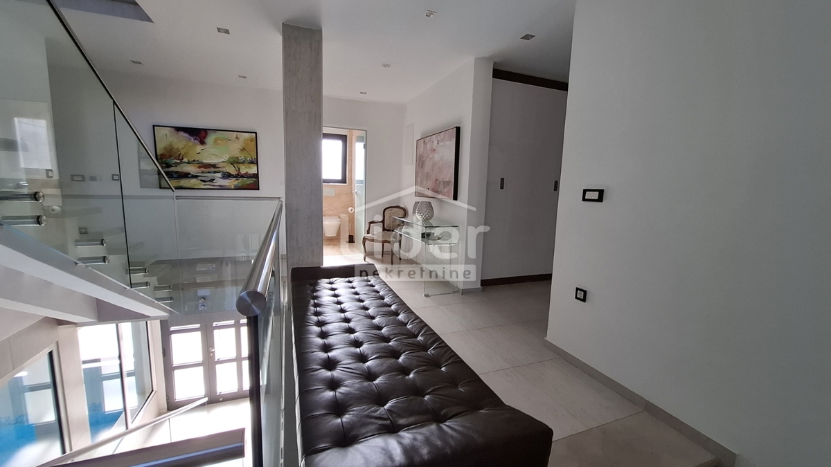 Hiša Crikvenica, 400m2