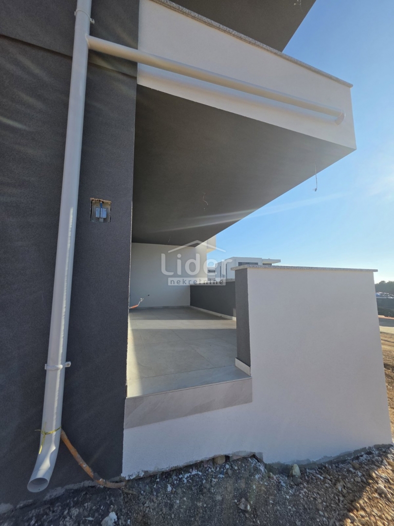 Apartma Novalja, 93m2