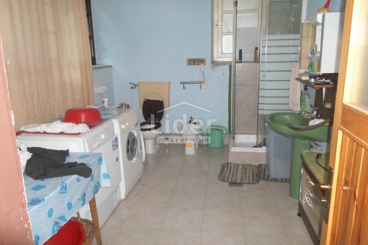 Hiša Mrkopalj, 300m2