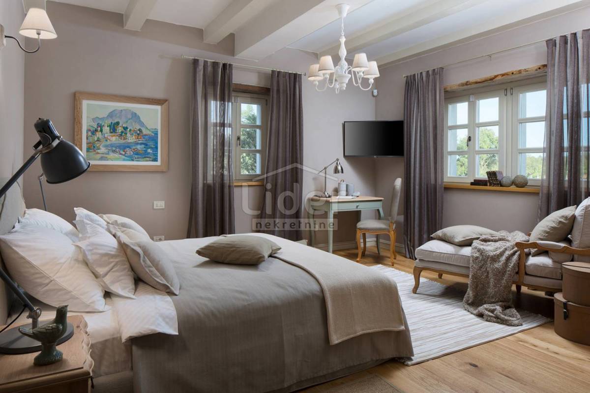 Hiša Kanfanar, 353m2