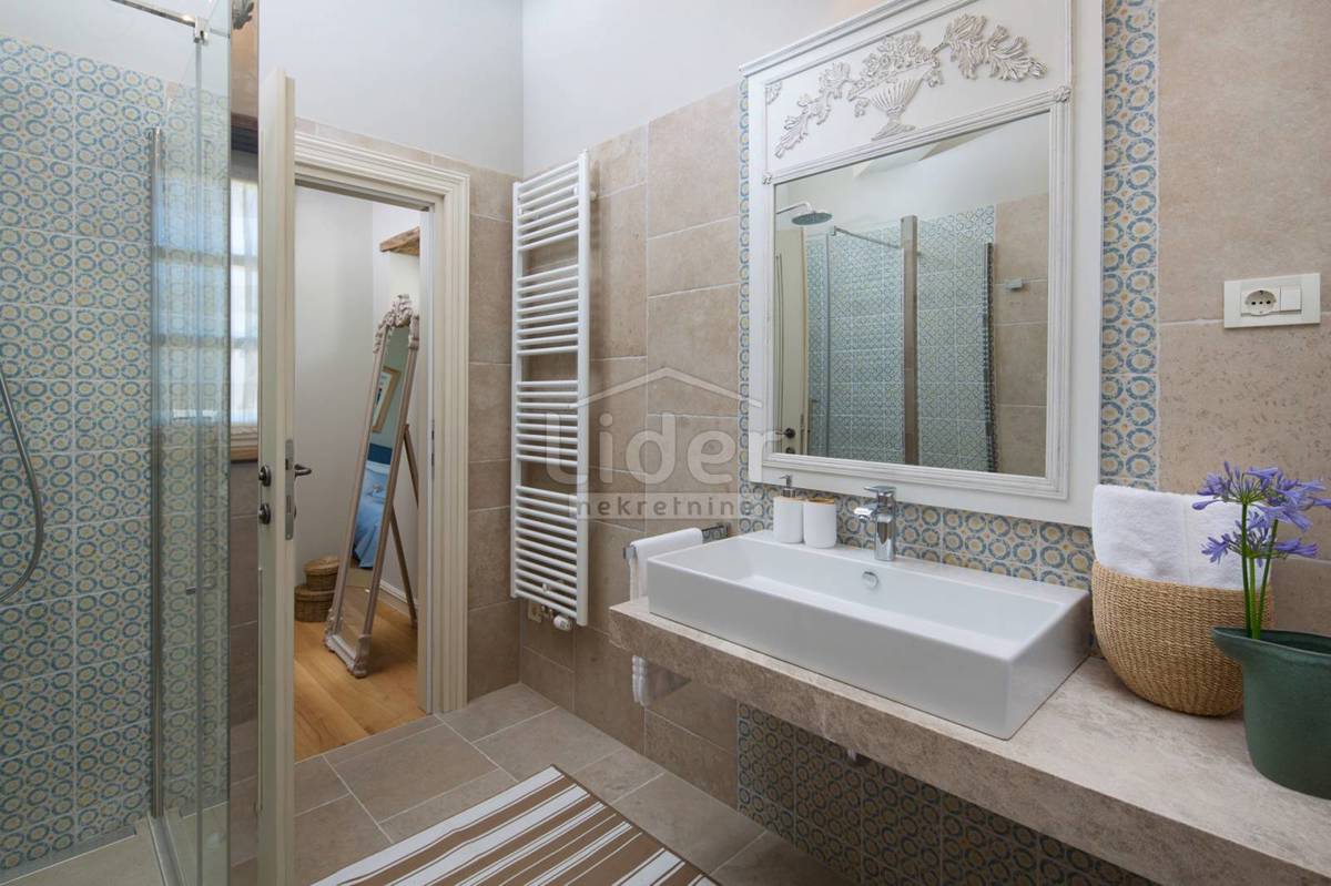 Hiša Kanfanar, 353m2