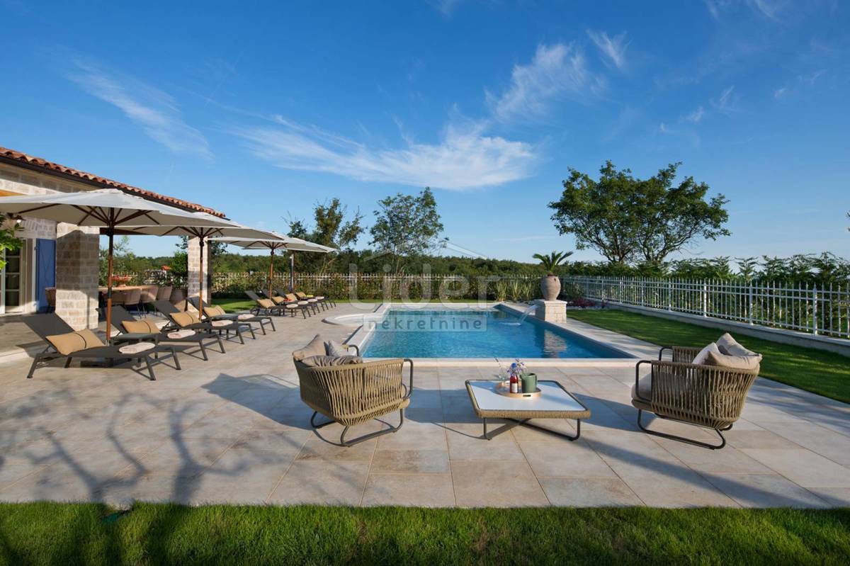 Hiša Kanfanar, 353m2